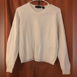 Wainscott Classic Cotton White Cable Knit Size Medium Y2K Sweater